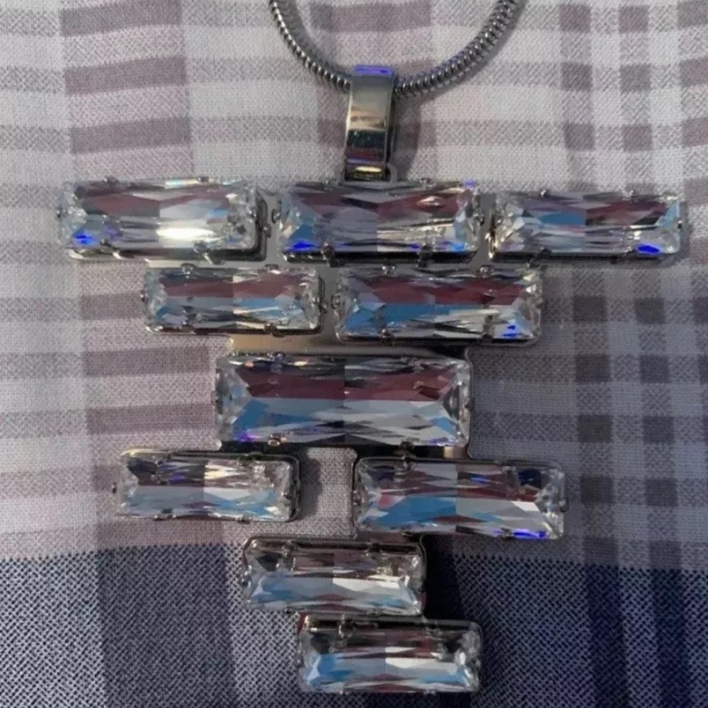 Lafayette 148 Long necklace